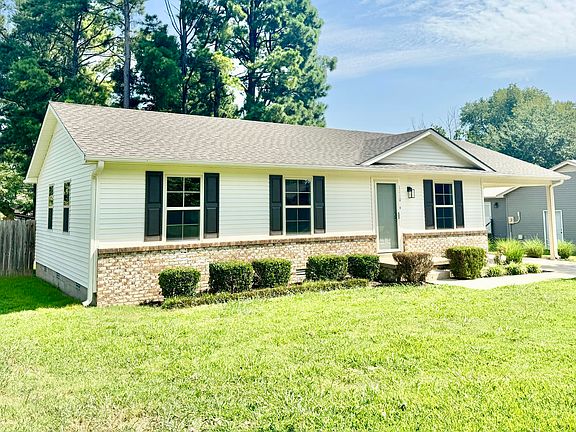 2nd image of 1110 Michael Ln
