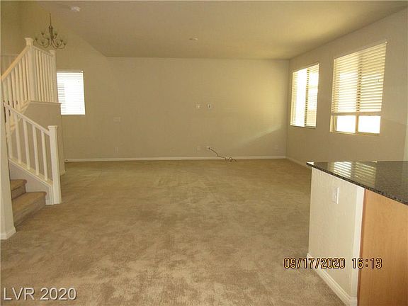 5th image of 8925 Willow Break Ave Unit Na