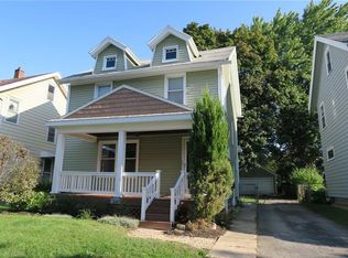 584 Cedarwood Ter, Rochester, NY 14609
