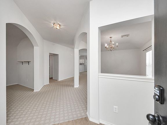 3rd image of 20418 Port Bishop Ln
