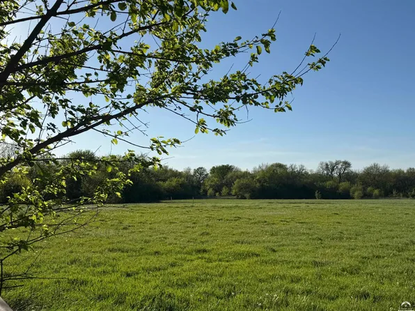 3049 Kingman Rd, Ottawa, KS 66067