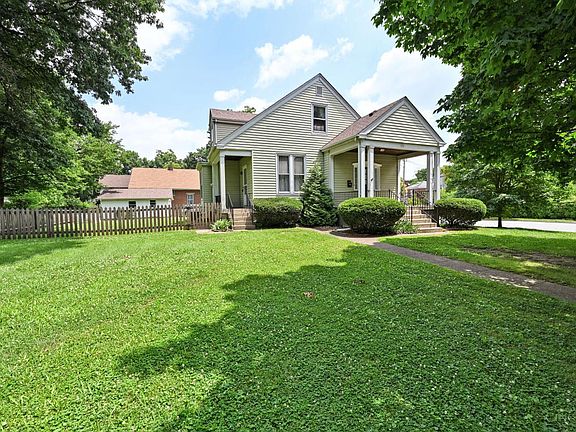 3rd image of 156 Parkway Ave
