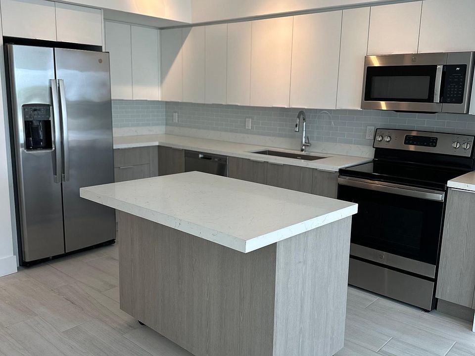 1st image of 603 E Dania Beach Blvd #323