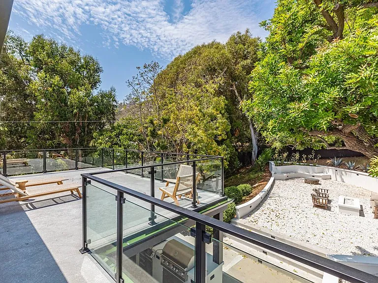 3525 Coast View Dr — Photo 77