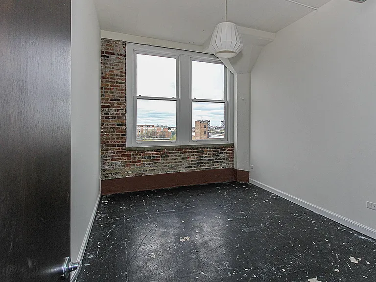 2255 S Michigan Ave #5W — Photo 10