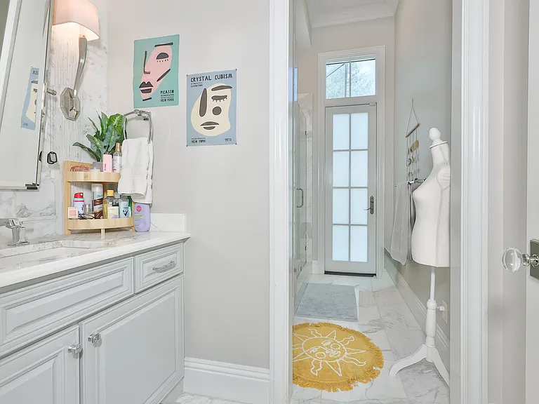 629 Riviera Dr — Photo 31
