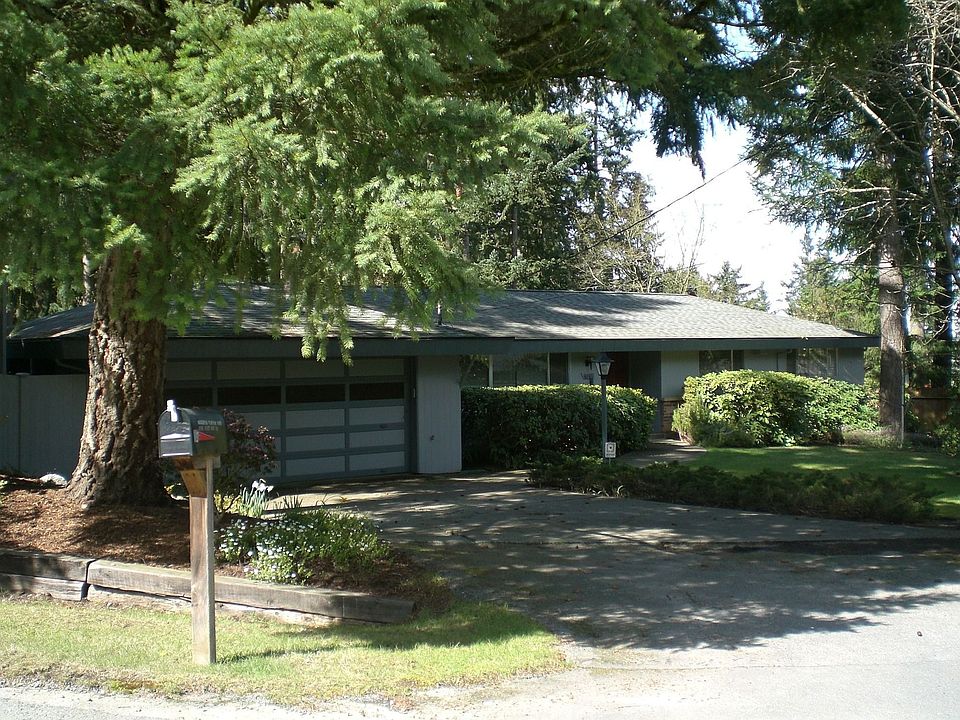 1st image of 4145 161st Ave SE