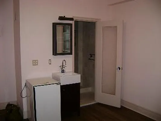 Rented by Corcoran | media 8