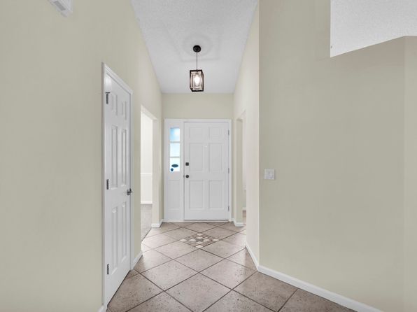 11158 Wandering Oaks Dr