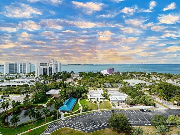 4th image of 750 N Tamiami Trl Unit 1609