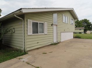 2032 Shaw Ave, Peru, IN 46970