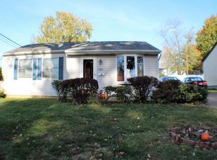 12186 Parkwood Pl, Maryland Heights, MO