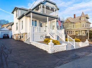 3 Middle Rd, Acushnet, MA 02743