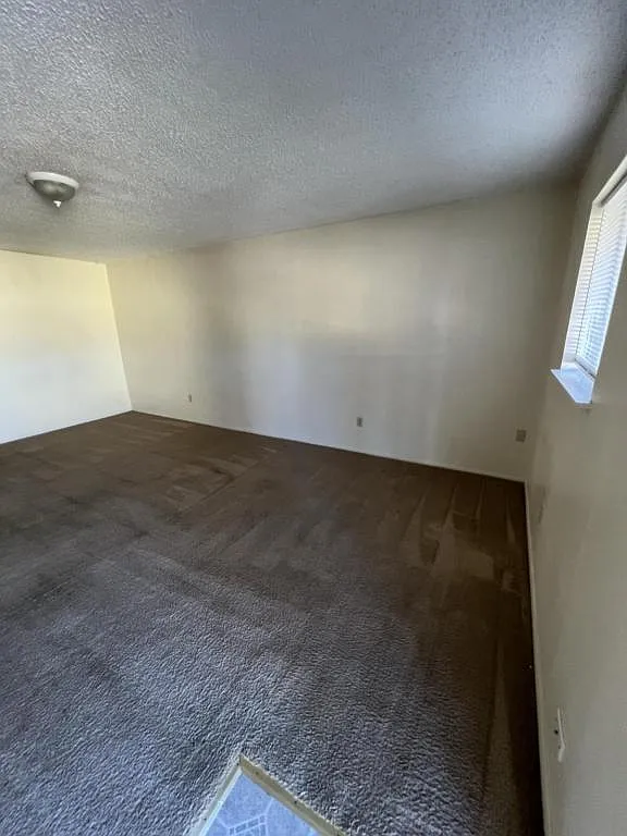 Building Photo - 735 S Jackson St #16