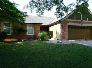 9 NW 74th Ter, Gladstone, MO 64118