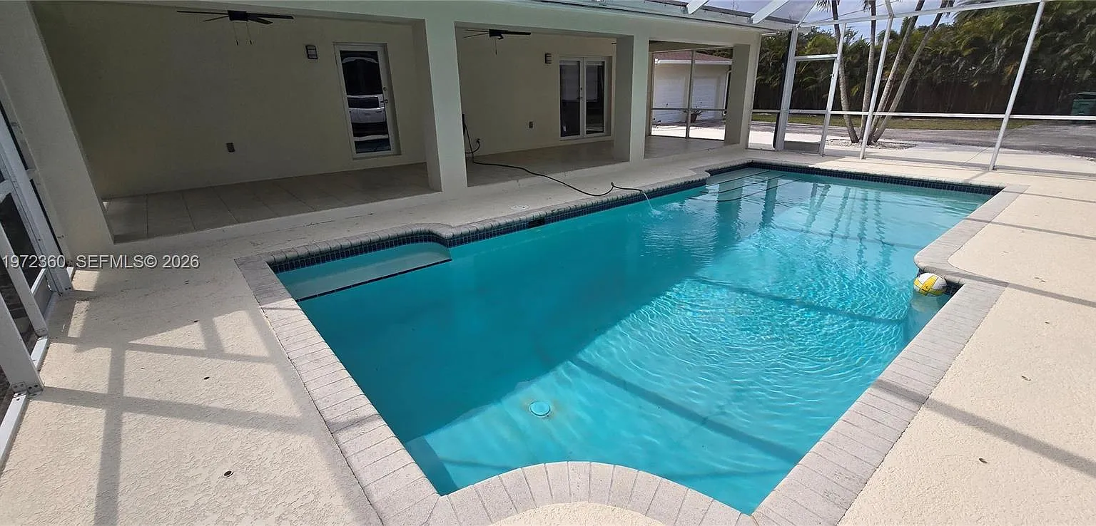 Sunkist Estates A — Photo 3