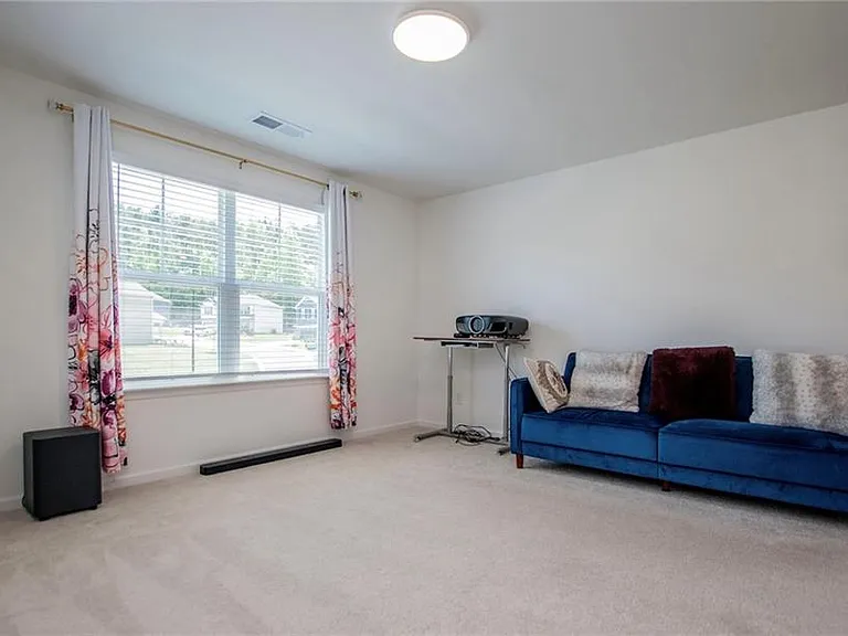 194 Rivulet Dr — Photo 10