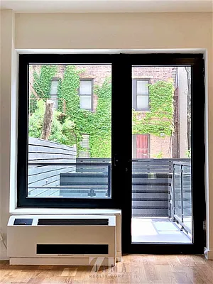 Rented by Zjama Realty Corp | media 19