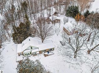 335 Bridge St, Frankfort, MI 49635
