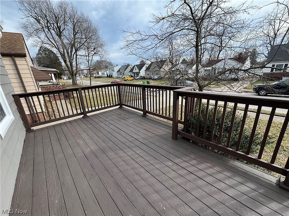 12329 Park Knoll Dr, Garfield Heights, OH 44125 | Zillow