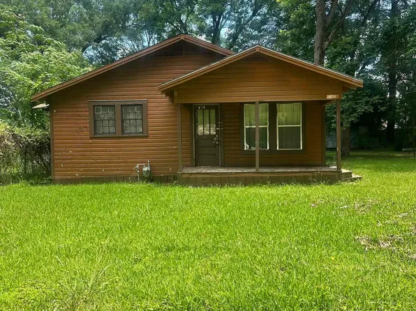 906 Todd St, Bastrop, LA 71220