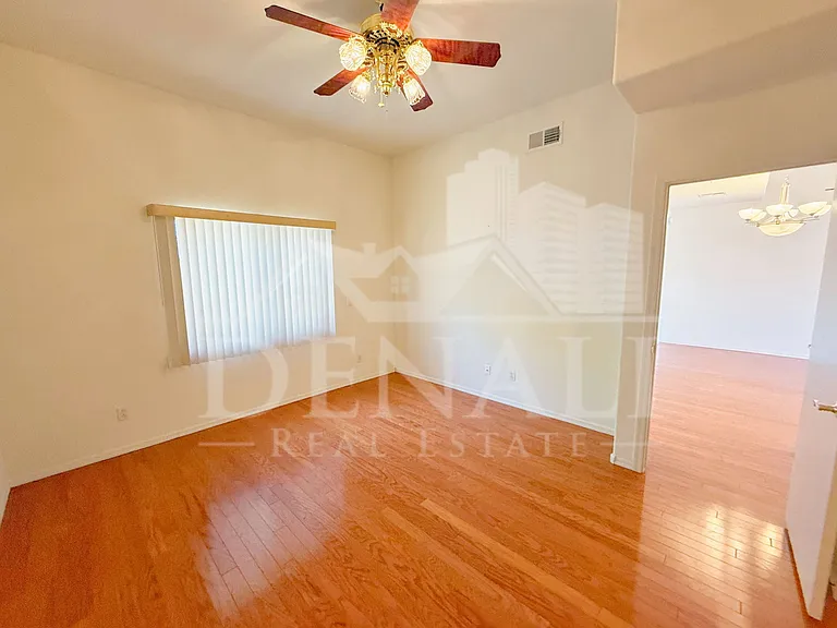 15802 N Hidden Valley Ln — Photo 12