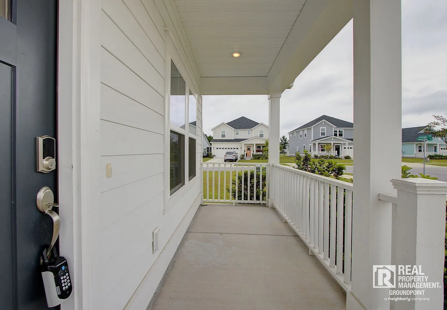 5 bed, 3.0 bath, 2815 sqft, $3,100 — Photo 3
