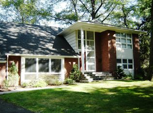 169 Victory Blvd, New Rochelle, NY 10804