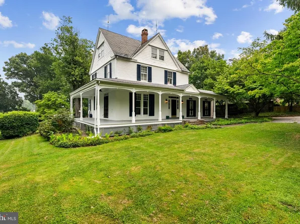 1600 W Joppa Rd, Towson, MD 21204