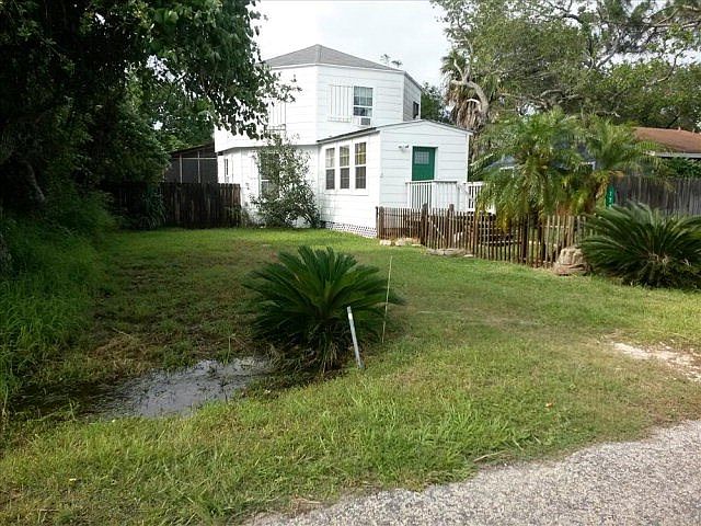 1st image of 179 Shady Oak Ln