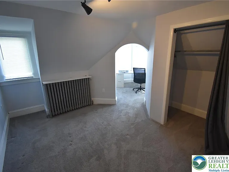 201 Cattell St #5 — Photo 4