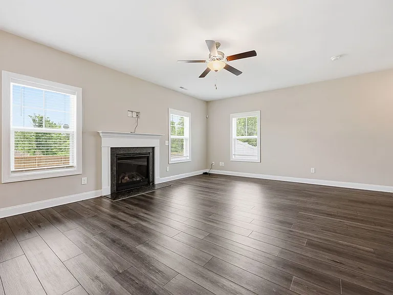 47 Hemming Ct — Photo 9