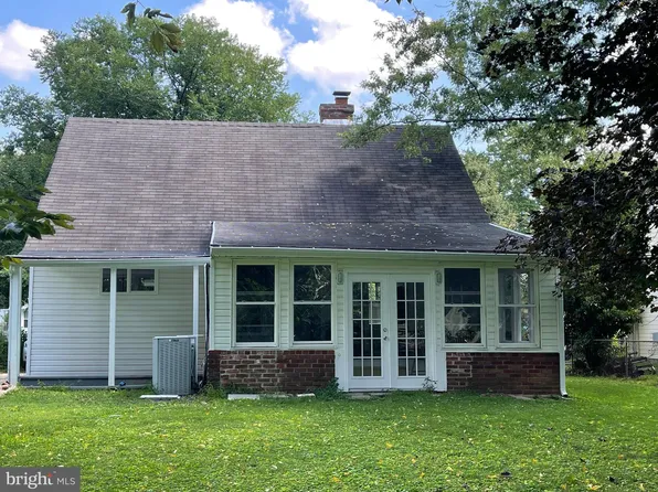 5939 Lemay Rd, Rockville, MD 20851