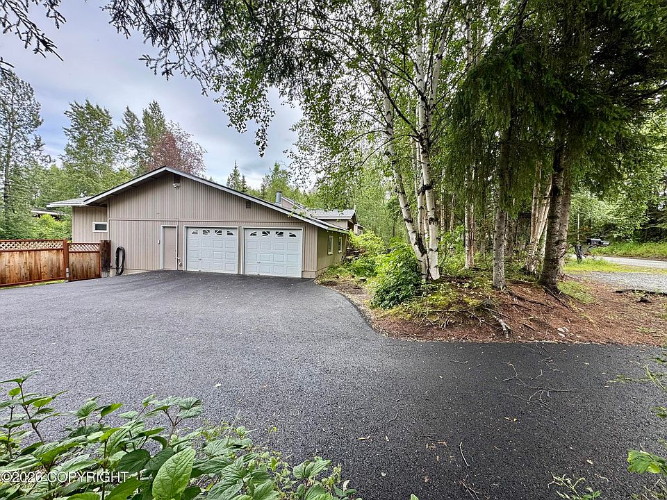 2nd image of 3601 Doroshin Ave