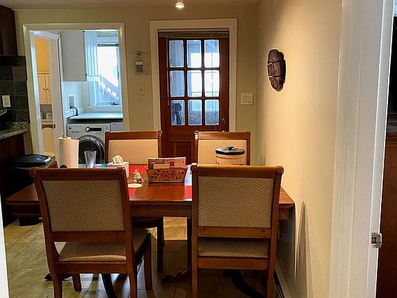 5th image of 296 & 298 Hurley St #296