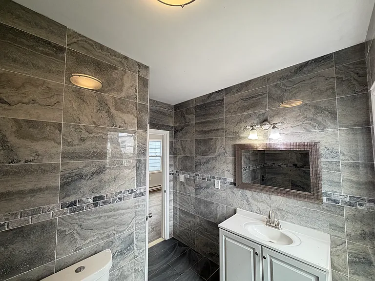 2026 Hertel Ave #4 — Photo 12