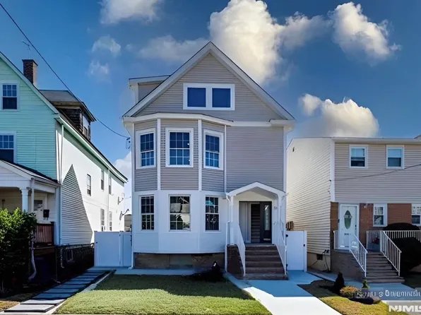 378 Forest St #2, Kearny, NJ 07032