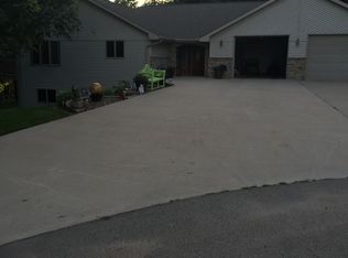 W6939 Bailey Ln, Shawano, WI 54166