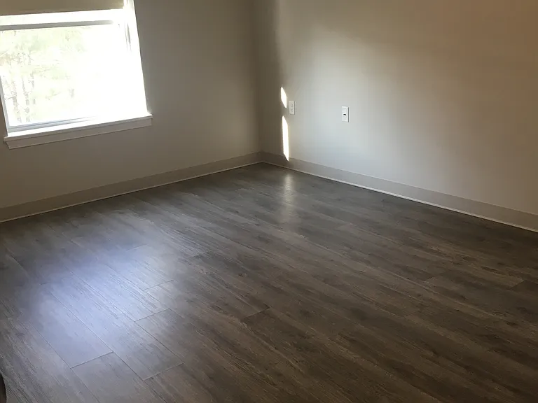 Davis Ridge Apartments — Photo 8