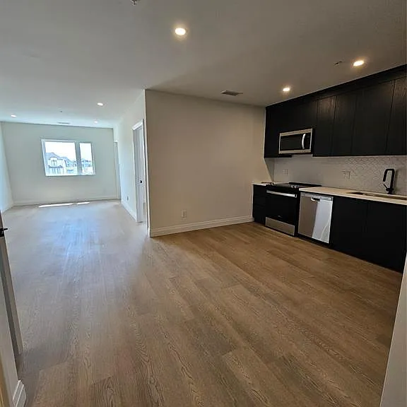 4300 Laurier Pkwy #183 — Photo 3