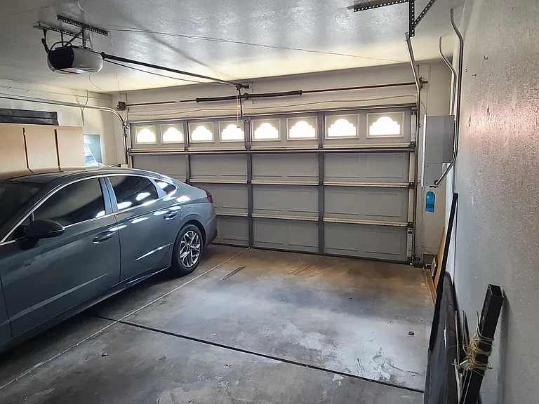 1126 E Charleston Ave — Photo 17