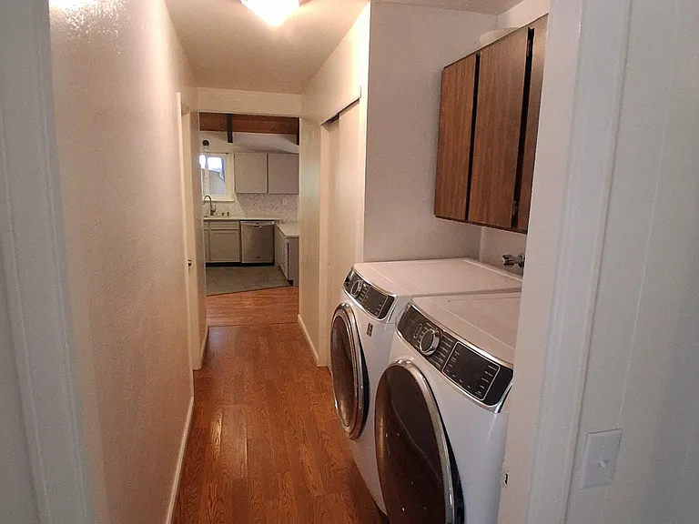 14359 Sinclair Cir — Photo 9