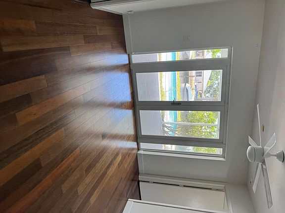 4th image of 2800 NE 57th Court