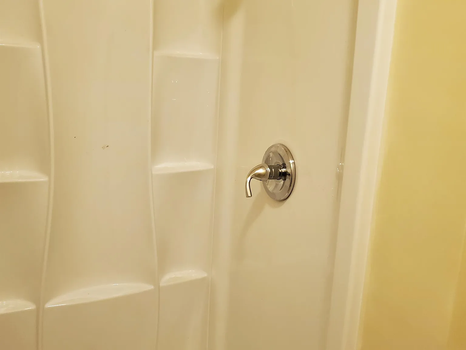 93 Whitney Ave. - Apartment 3 — Photo 4