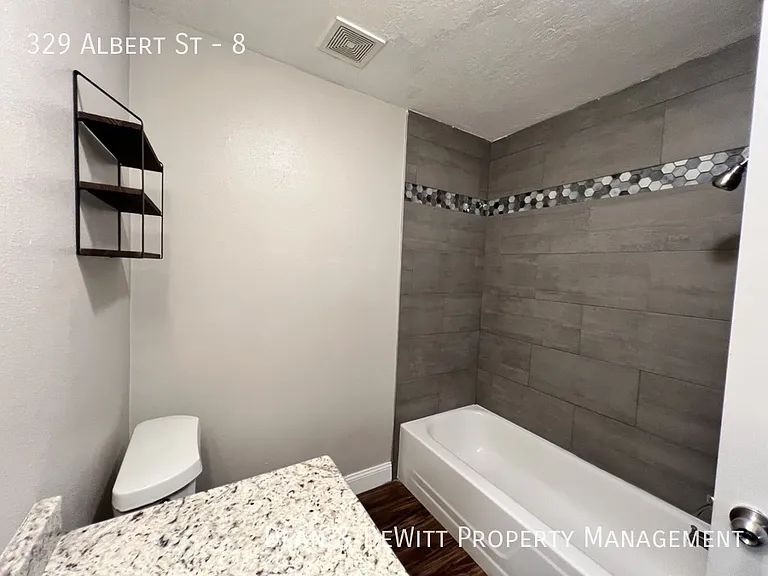 329 Albert St #8 — Photo 13