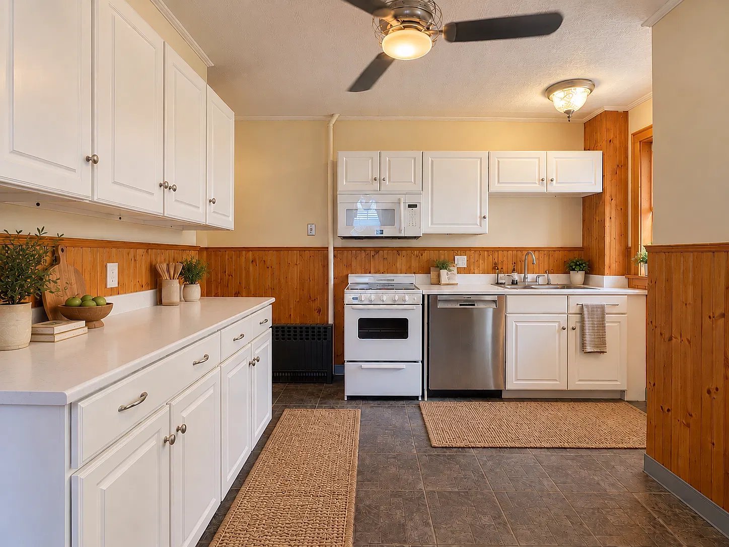 3 bed, 967 sqft, $2,800 — Photo 3