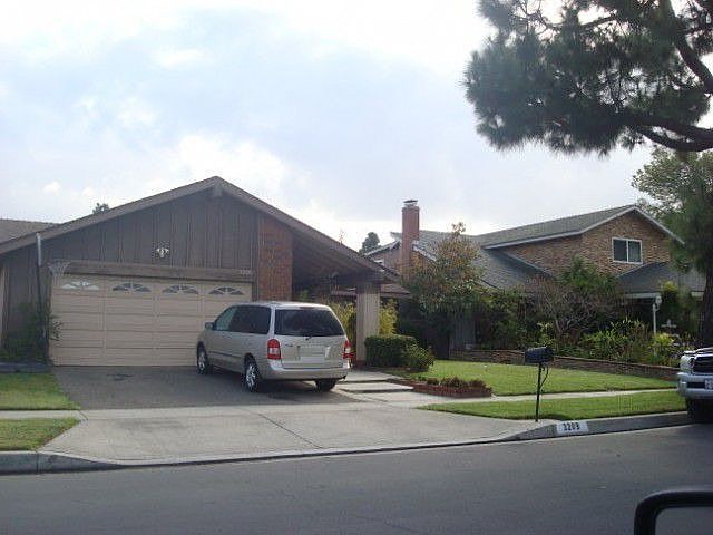 1st image of 3209 S Artesia St