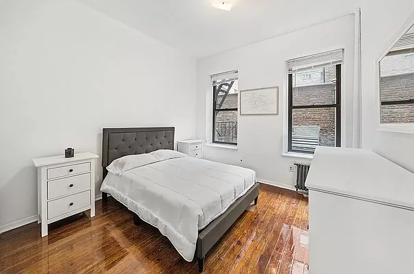 Rented by Voro, LLC | media 8