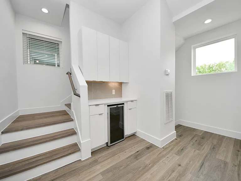 4608 Coke St — Photo 16