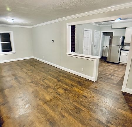 2nd image of 28 Mabie St